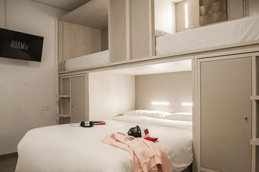 DOUBLE INNER Room, Room Salvador, Seville