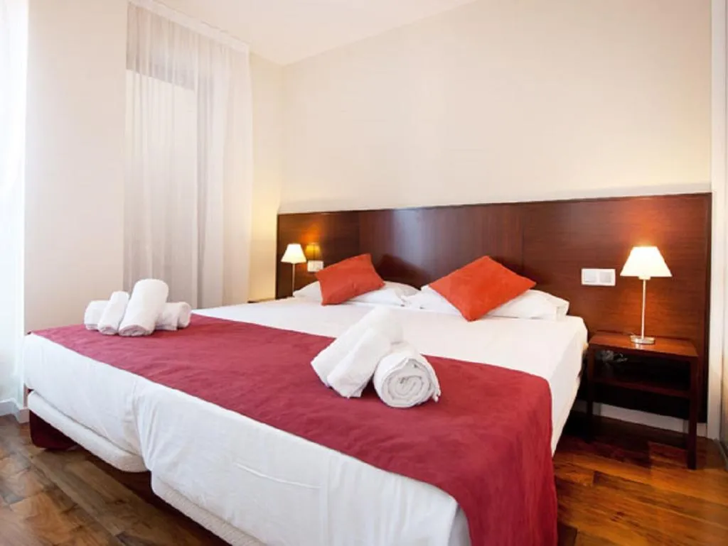 APARTMENT CITY VIEW TWO BEDROOMS Room, Zoilo Apartaments Sagrada Familia, Barcelona
