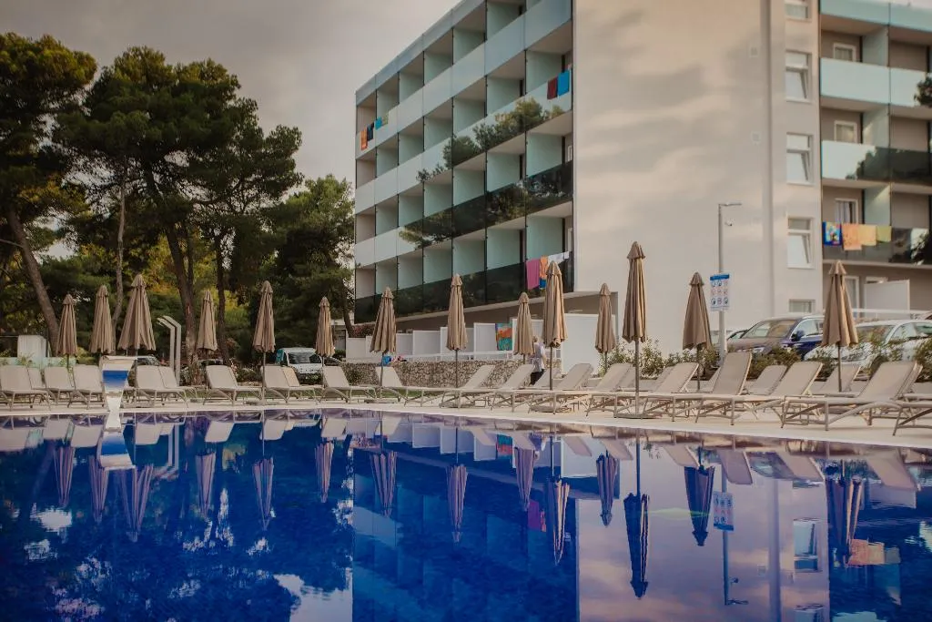 General view, Villas Arausana and Antonina, Split