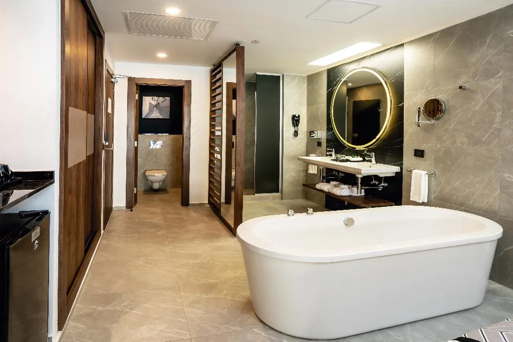 JUNIOR SUITE STANDARD Room, Riu Palace Kukulkan - Adults Only - All Inclusive, Cancun Area