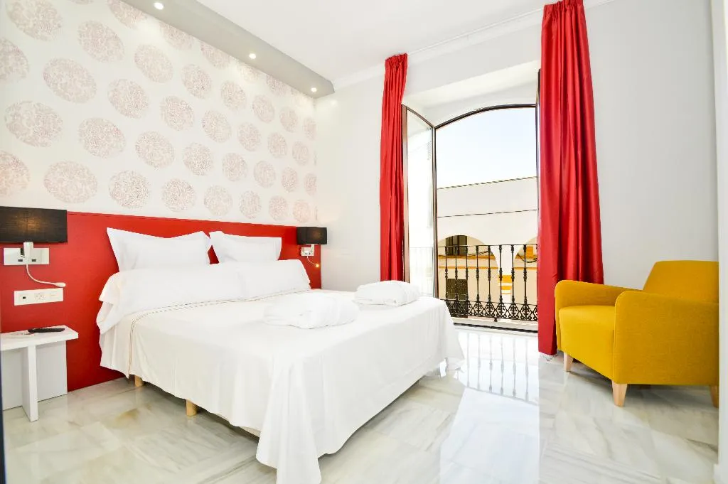 Room, The Zentral Arenal Suites, Seville