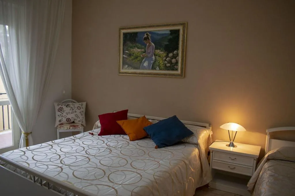 Room, La Casa Da Mare, Naples