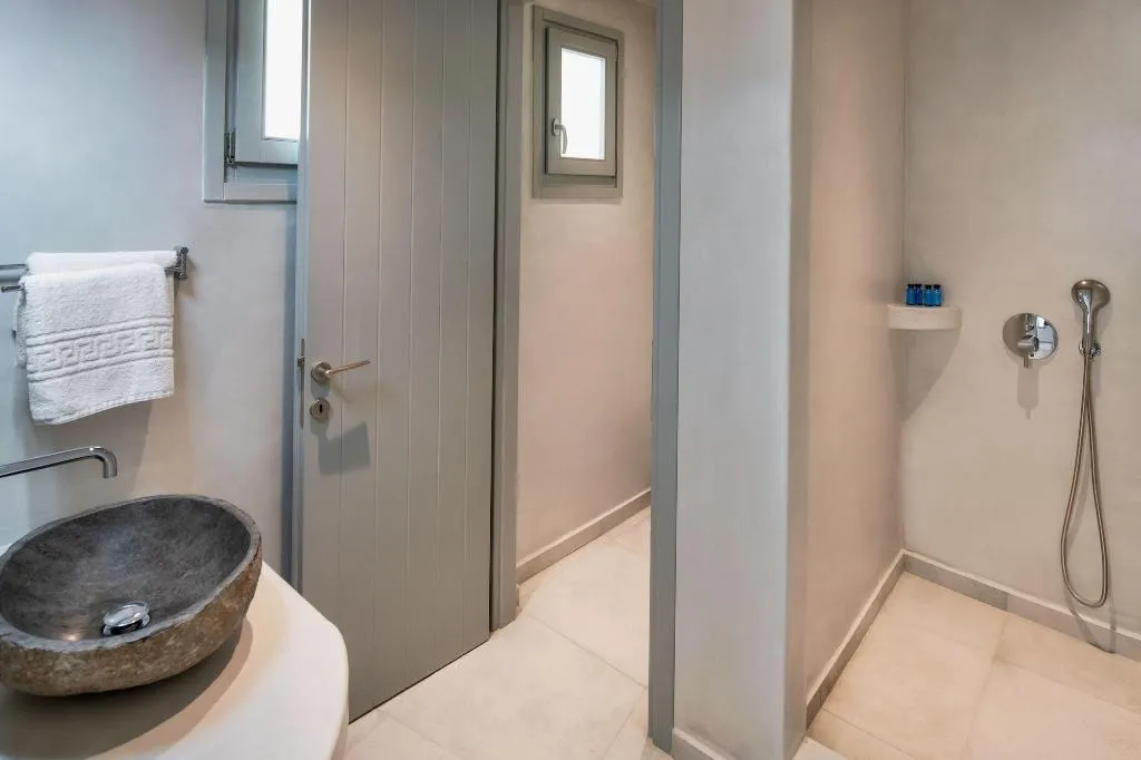 Room, Seven Suites, Santorini