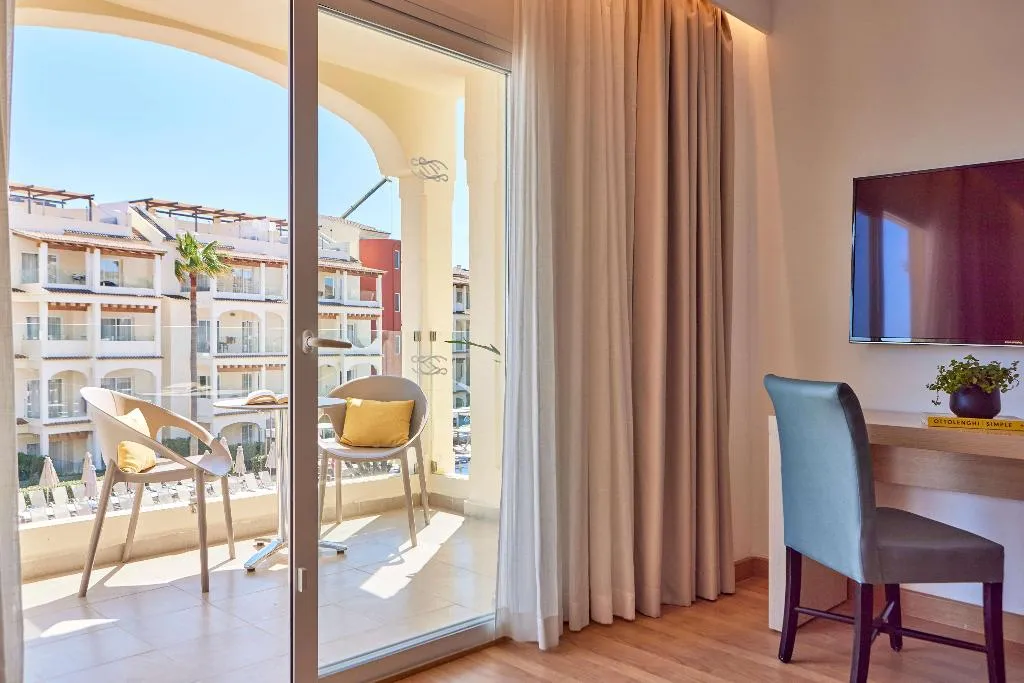 Room, Zafiro Bahia, Majorca