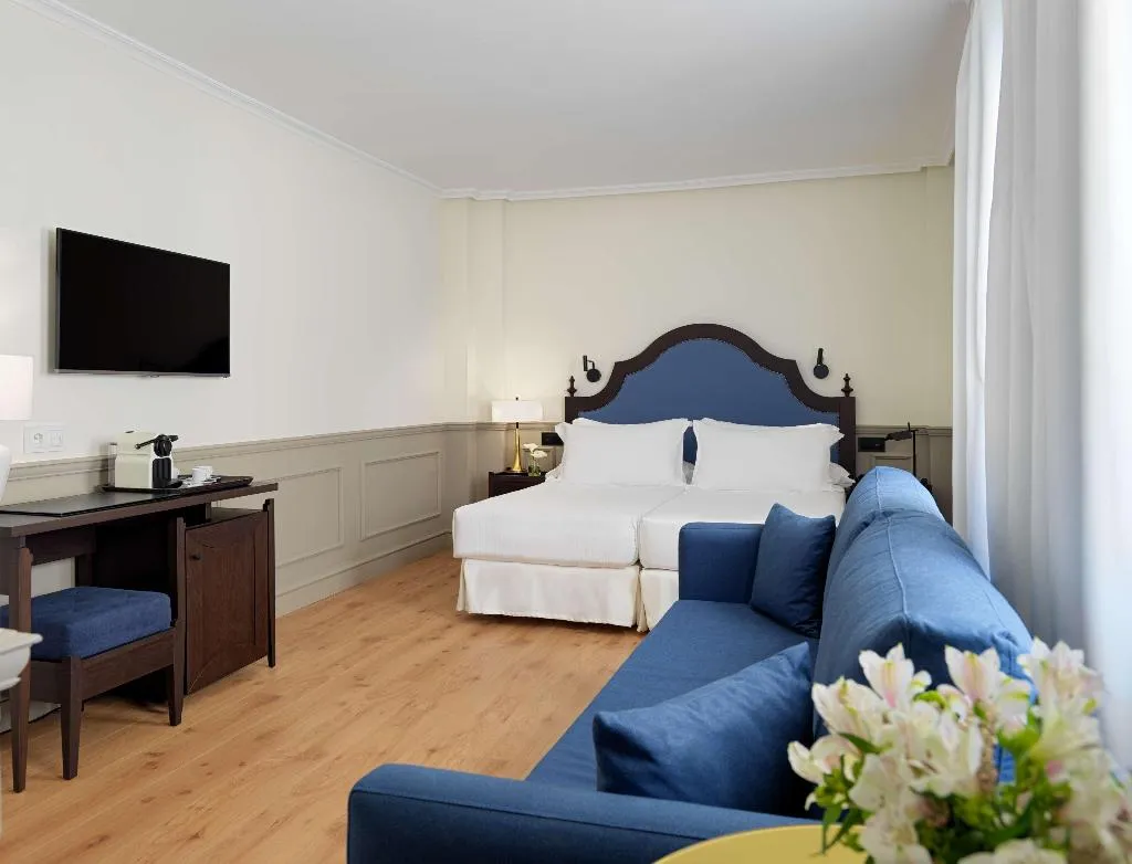 Room, H10 Corregidor Boutique Hotel, Seville