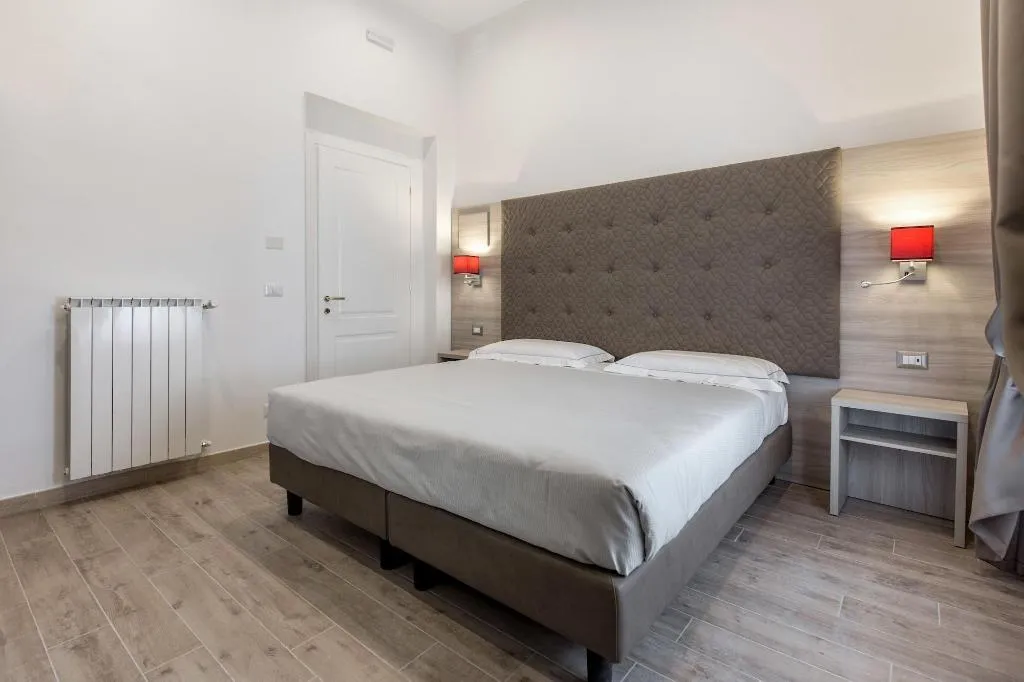 Room, Apollo Guest House, Florence