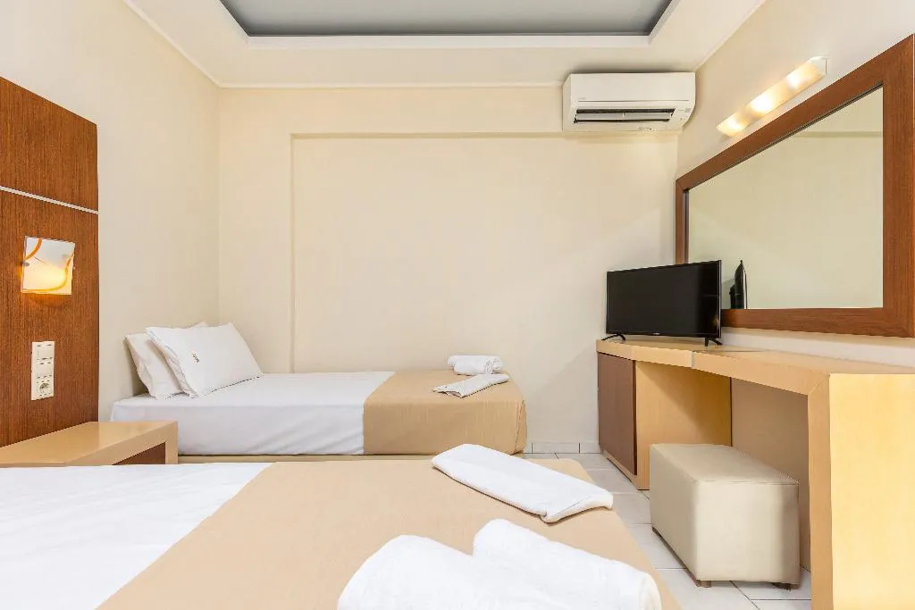 TRIPLE BASIC Room, Esperia Hotel, Zante