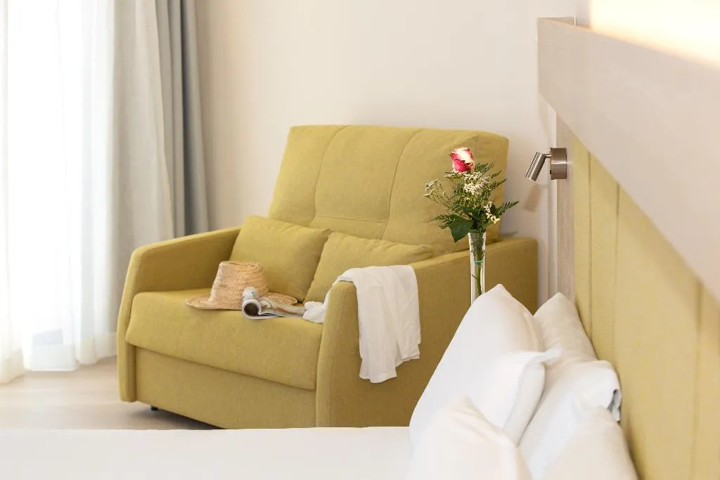 Double or Twin SIDE SEA VIEW Room, Hotel Sabina Playa, Majorca