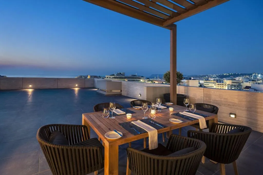 SUITE KING SIZE BED Room, Samaria, Crete