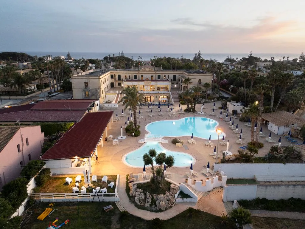 General view, Delfino Beach Hotel CDS Hotels, Palermo