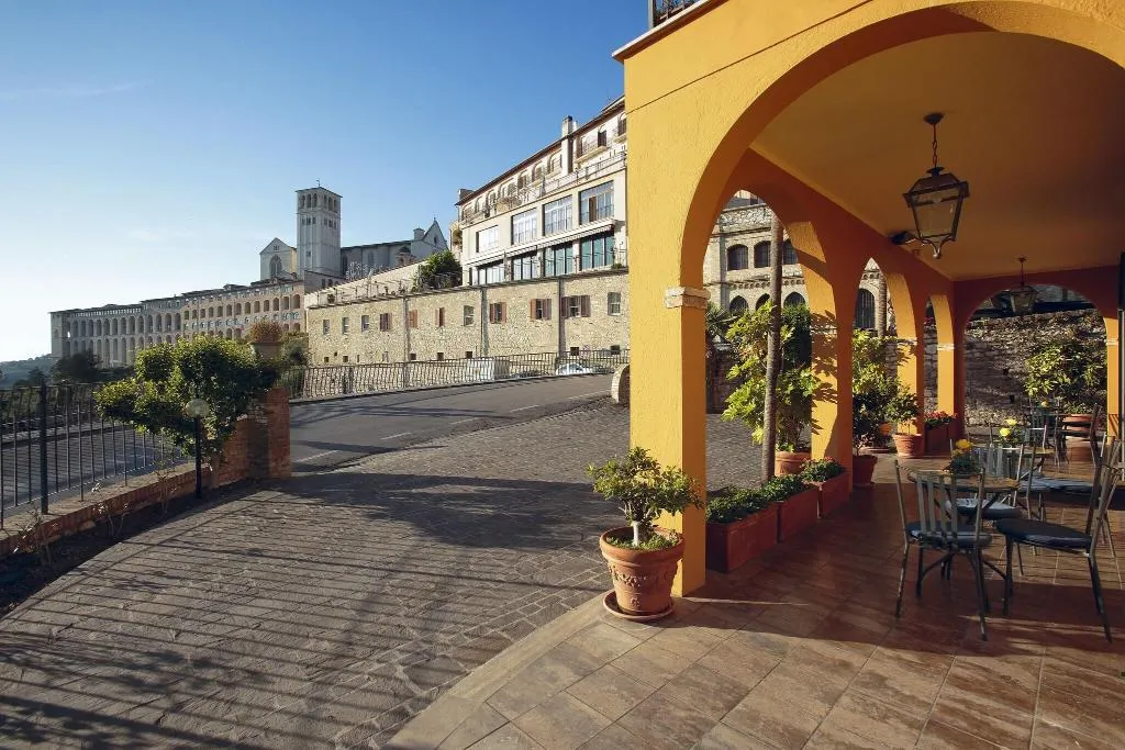 Terrace, Windsor Savoia, Perugia