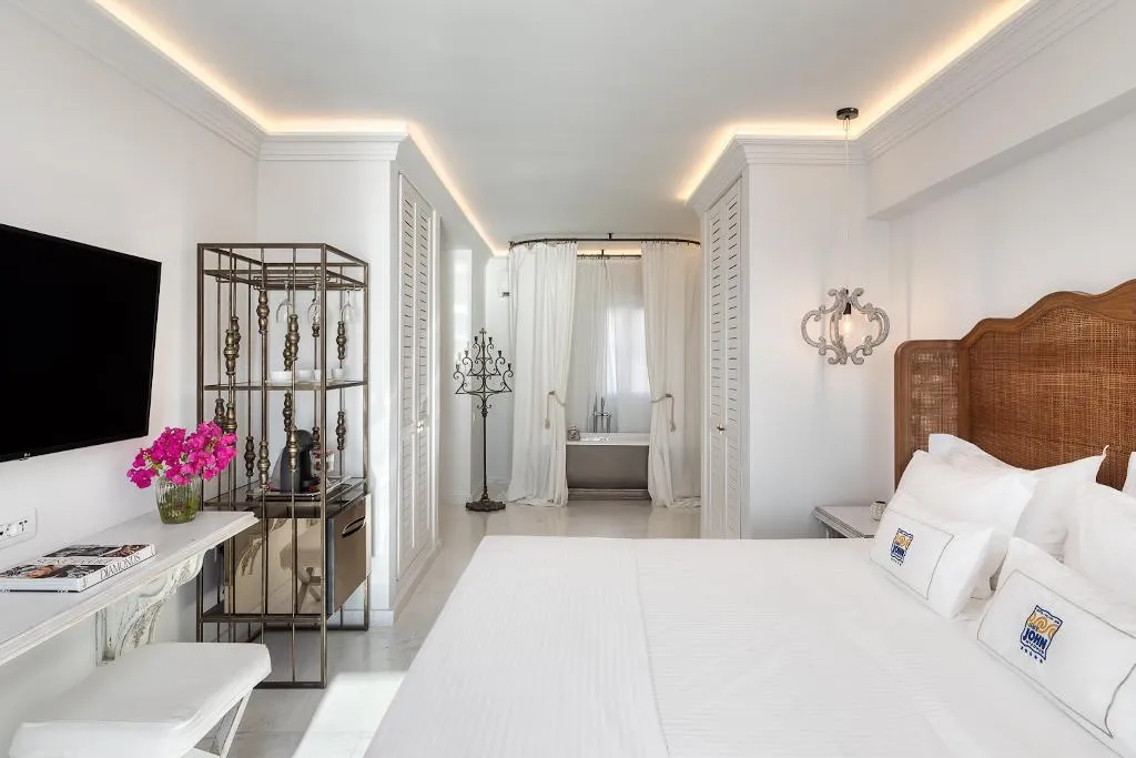 DOUBLE WITH JACUZZI Room, Saint John Hotel Villas & Spa, Mykonos