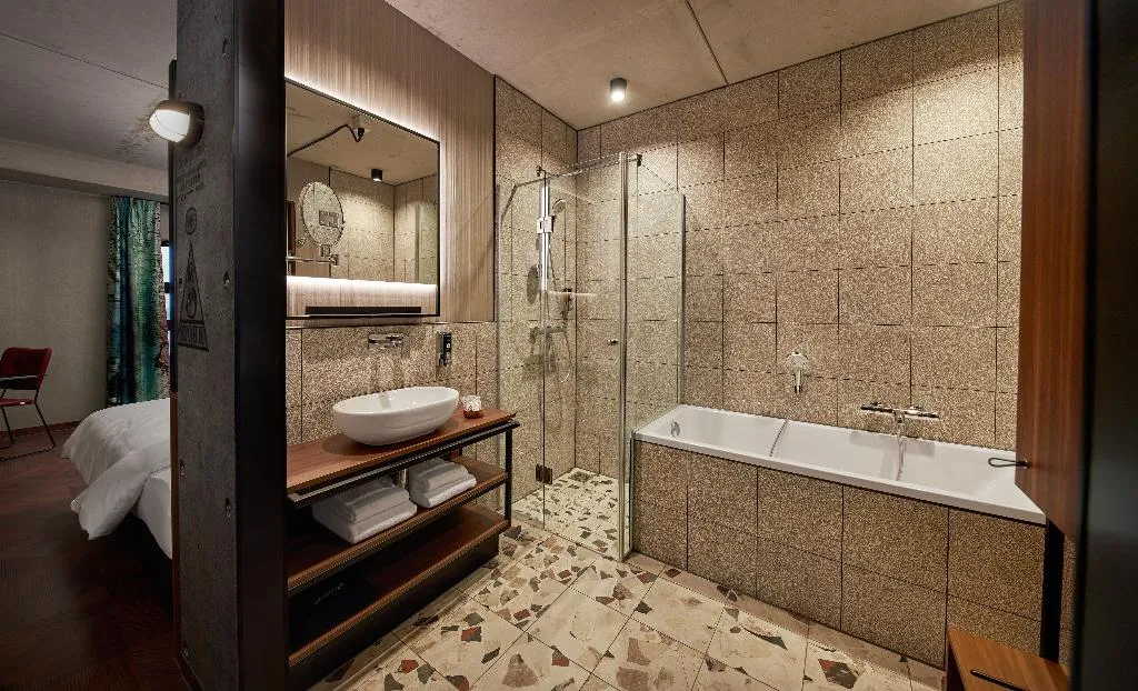 DOUBLE STANDARD Room, Inntel Hotels Amsterdam Landmark, Amsterdam
