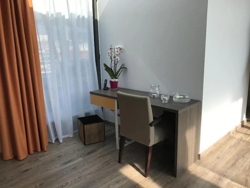 APARTMENT DELUXE Room, Cosmo Apartments Sants, Barcelona