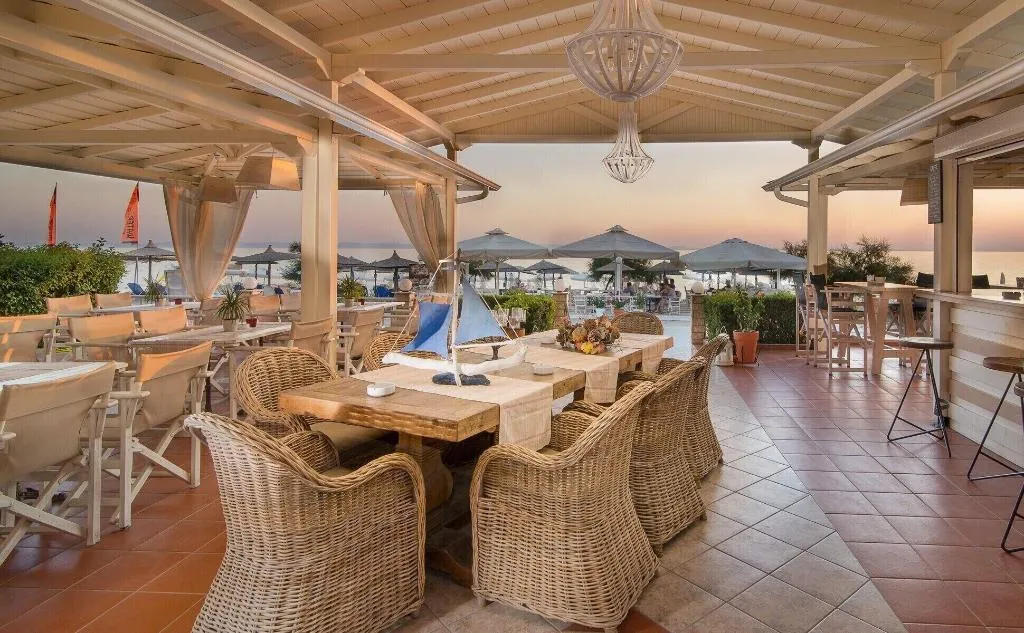 Restaurant, Assano Sea Front Luxury, Thessaloniki