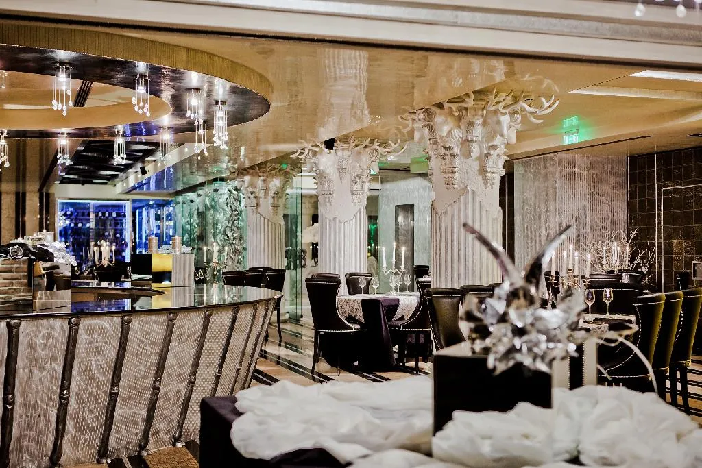 Restaurant, Royal Castle Design & Spa, Bourgas