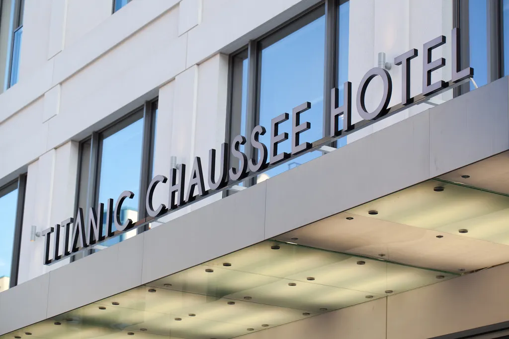 General view, Titanic Chaussee Berlin, Berlin