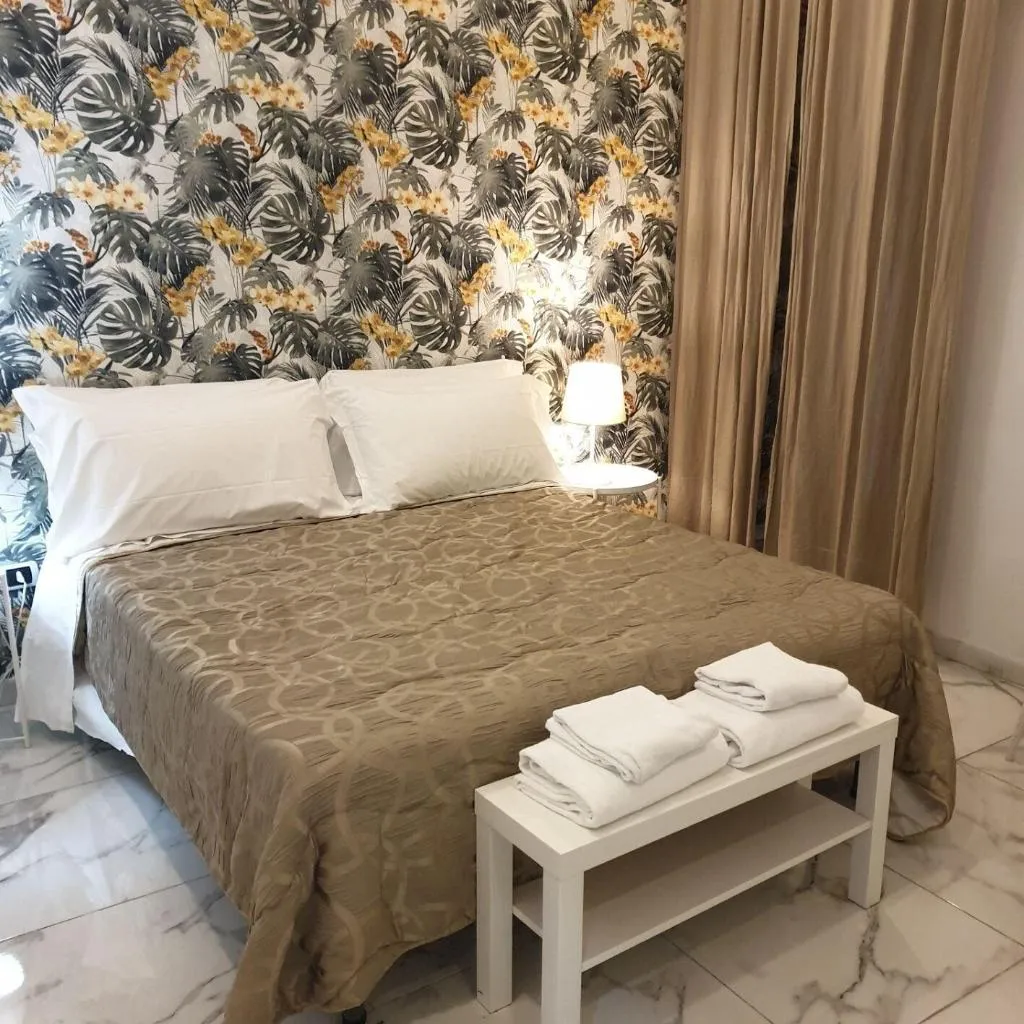 Room, La Locanda Dell Arte, Naples