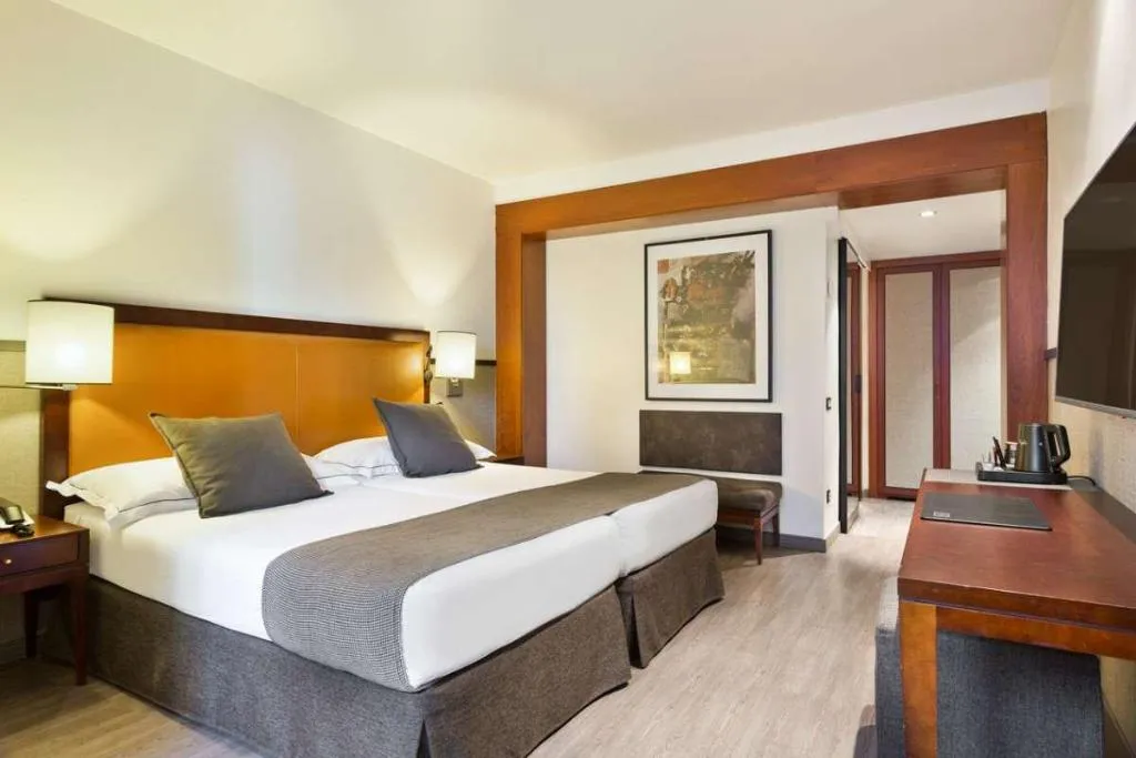 Room, Hotel Balmoral, Barcelona