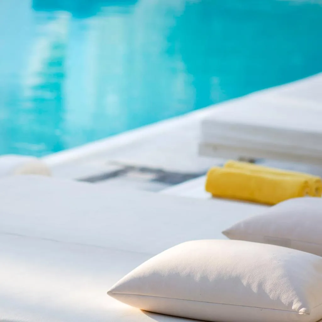 Pool, Hotel 28, Santorini