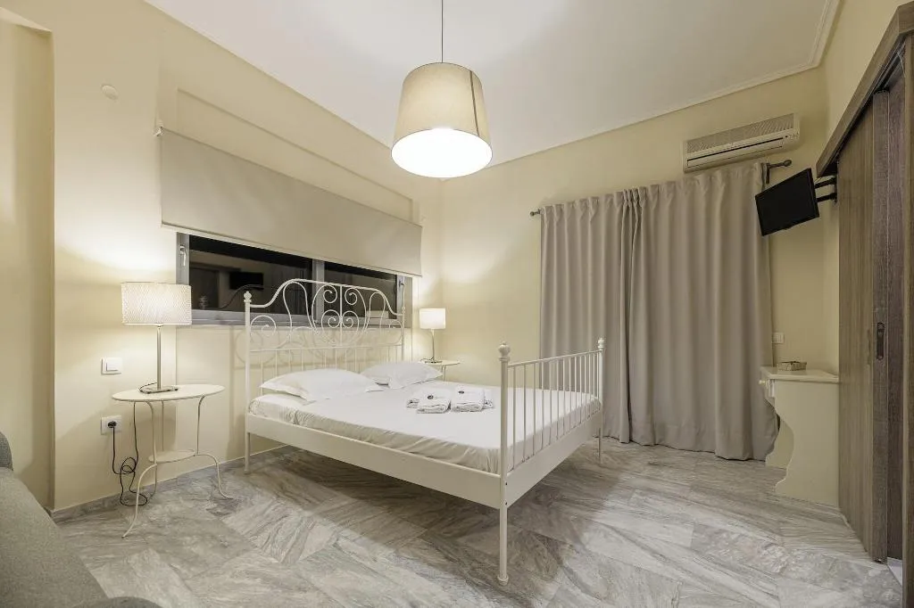 Room, Denise Studios & Apartments, Zante