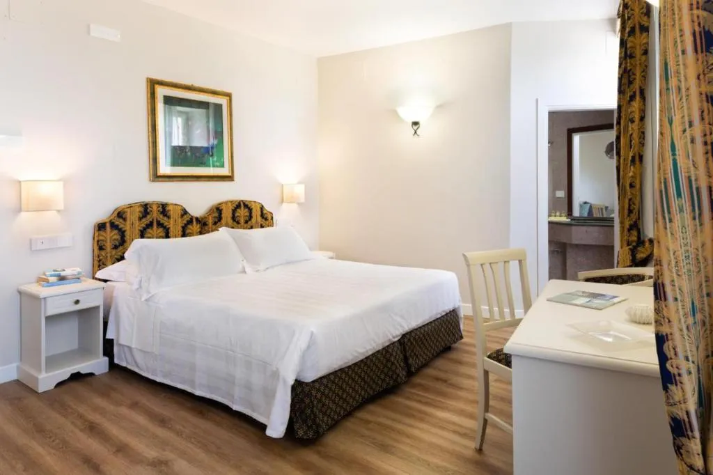 SINGLE CLASSIC Room, Hotel Fontebella, Perugia