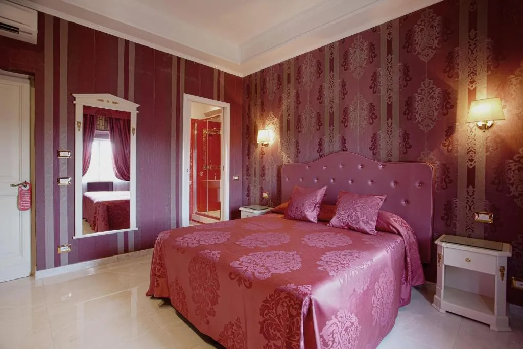 Room, Navona Queen Rooftop, Rome