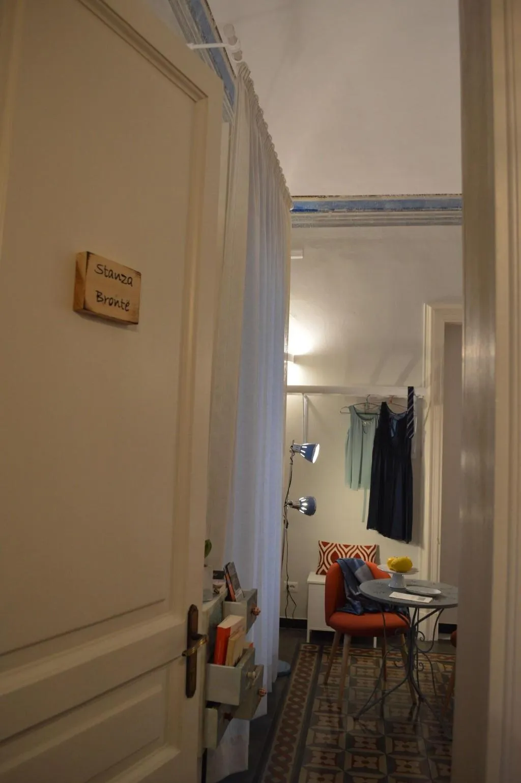 Room, Bed Book & Breakfast Landolina, Catania
