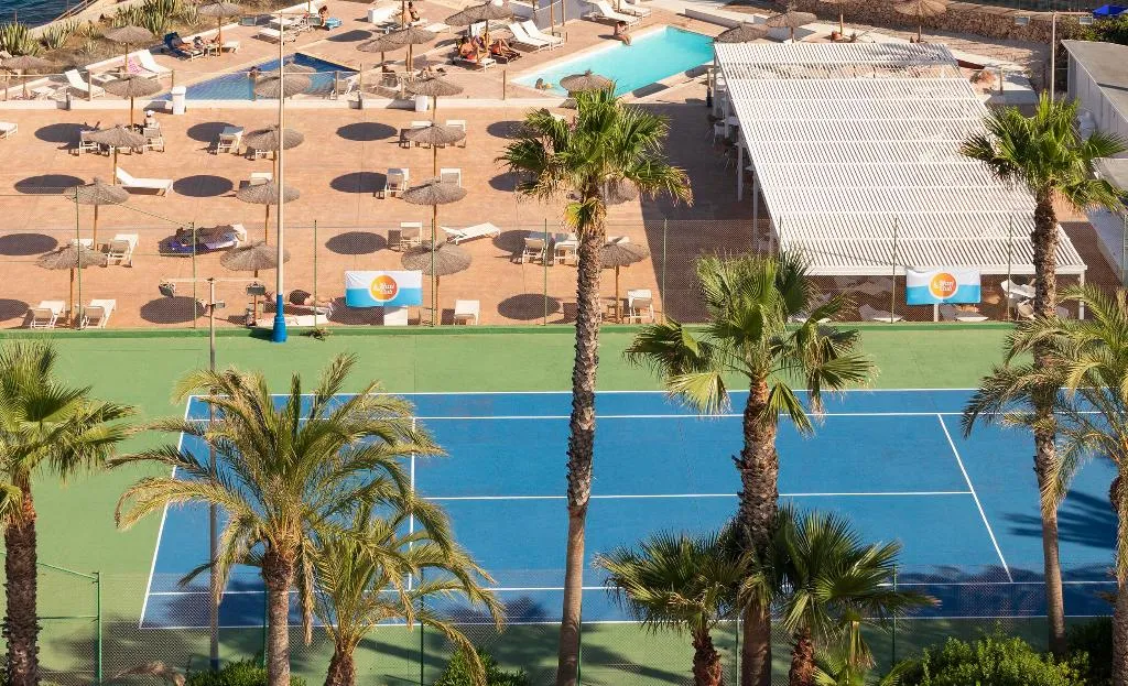 Sports and Entertainment, Hotel Palia Maria Eugenia, Majorca