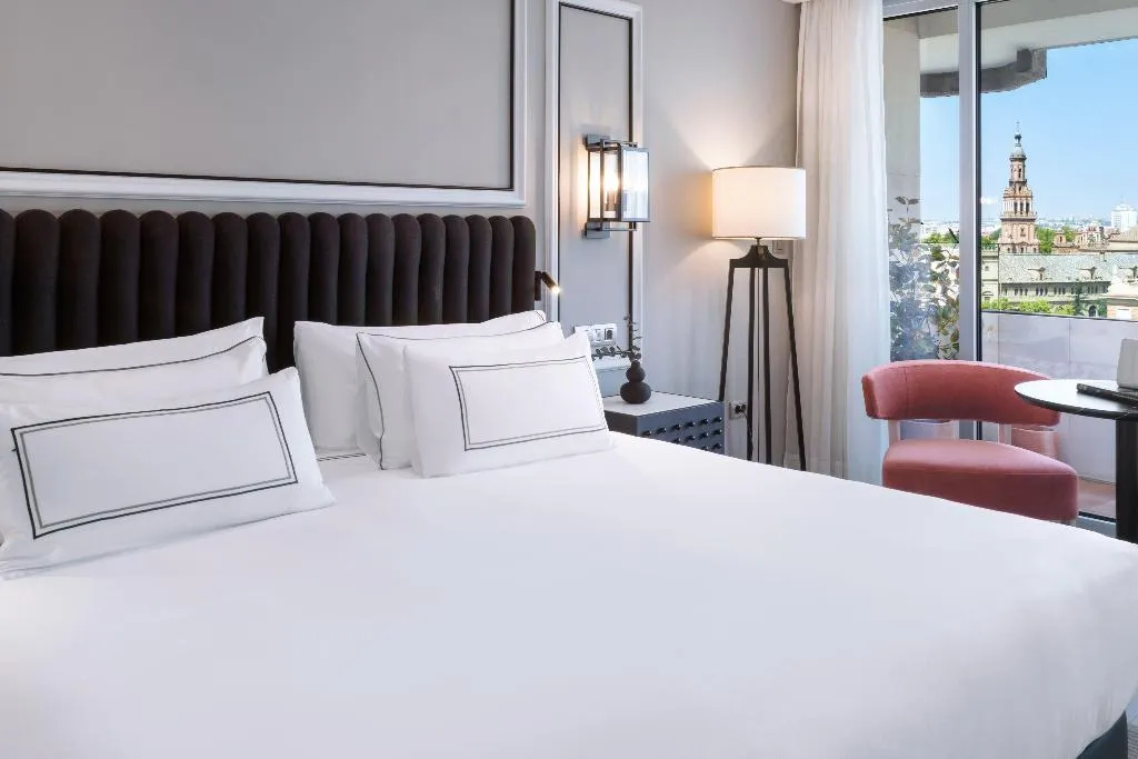SUITE EXECUTIVE Room, Melia Sevilla, Seville