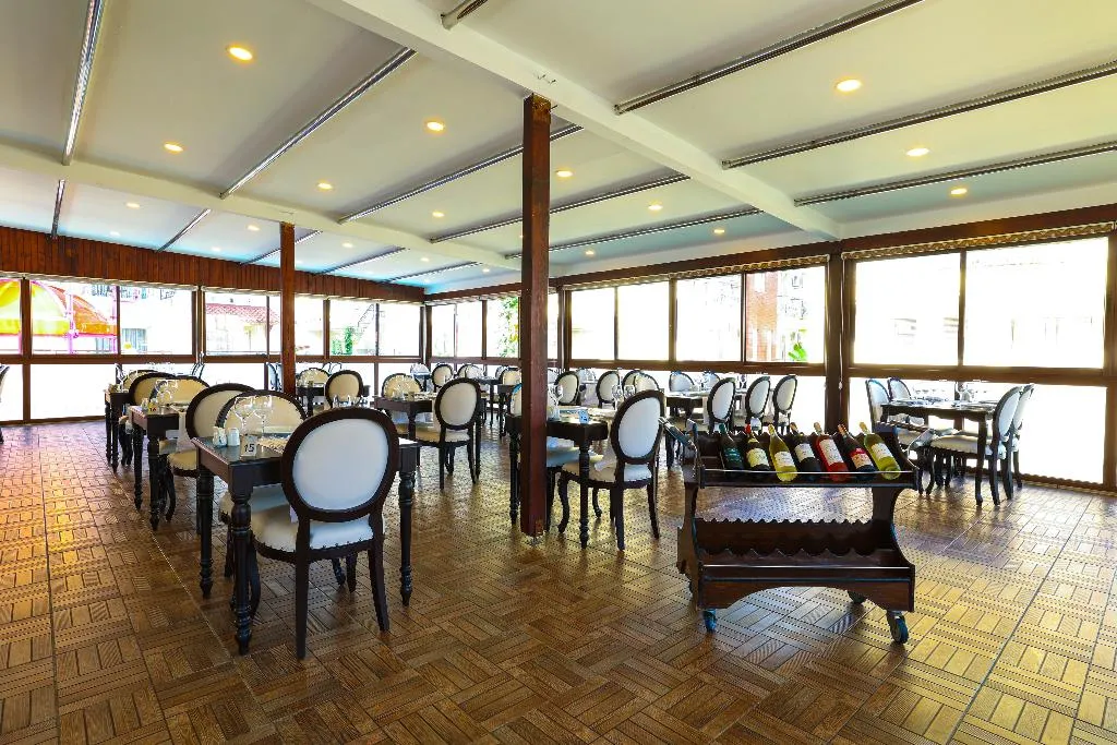 Restaurant, Crystal Aura Aqua Collection, Antalya