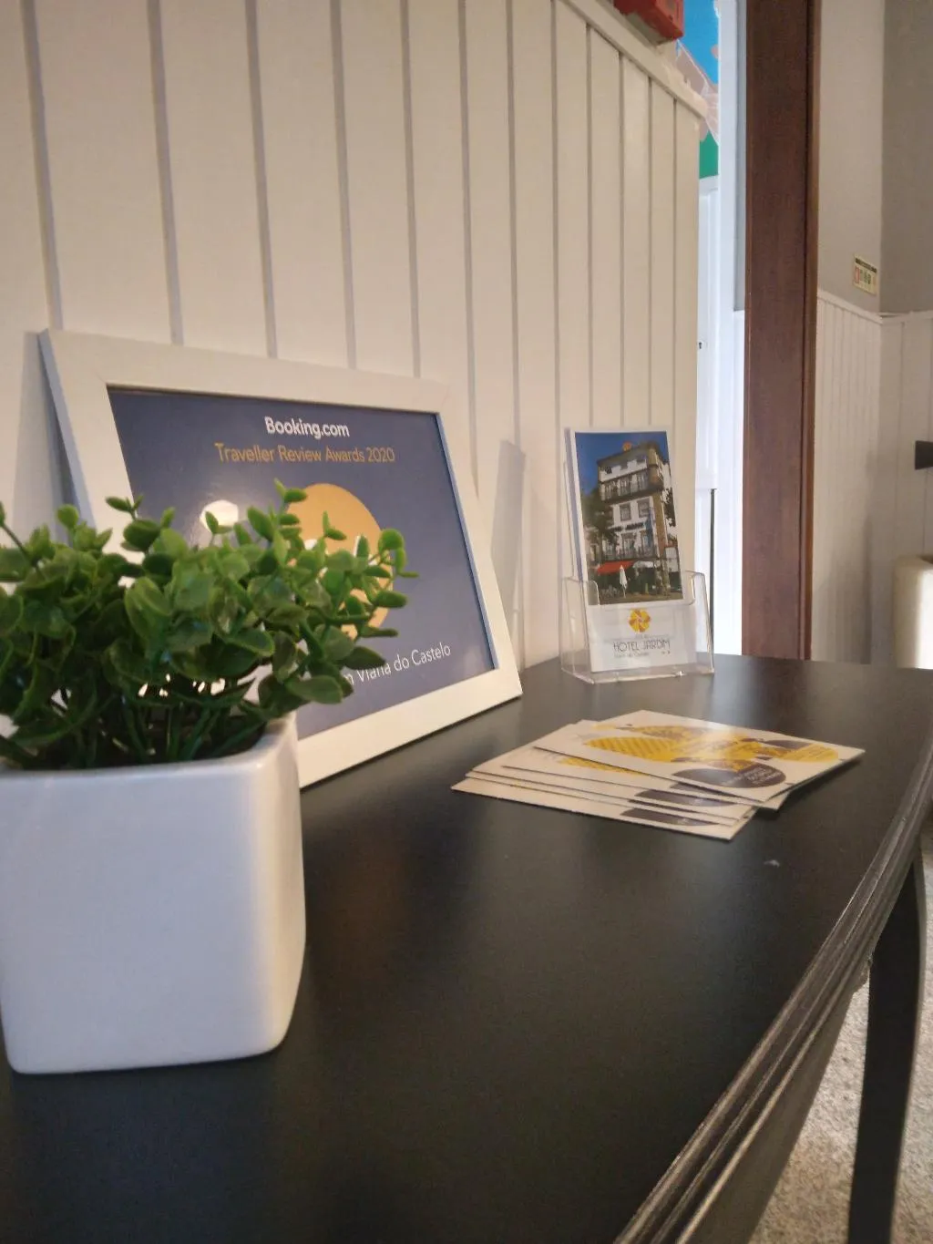 Lobby, Jardim Viana, Porto