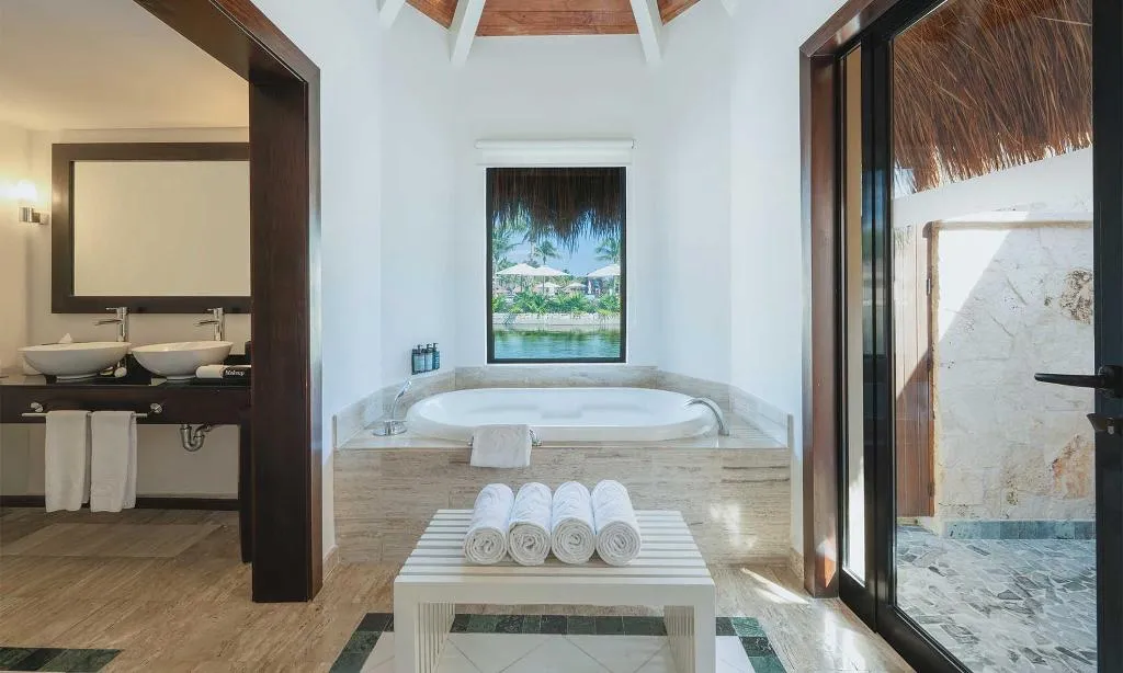 SUITE STANDARD Room, Grand Palladium Select White Sand Resort & Spa AI, Cancun Area
