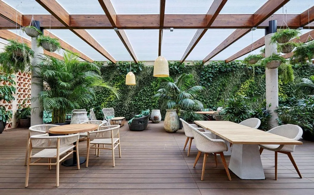 Terrace, Radisson Blu 1882 Hotel, Barcelona Sagrada Familia, Barcelona