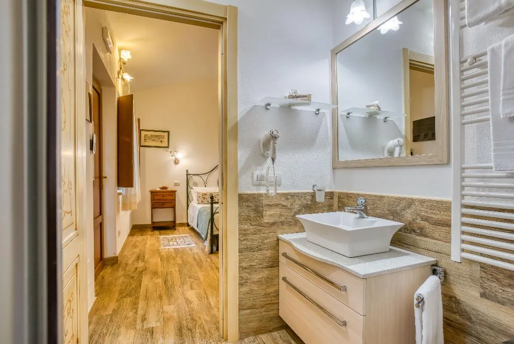 TRIPLE SUPERIOR Room, Agriturismo Buonasera, Rome