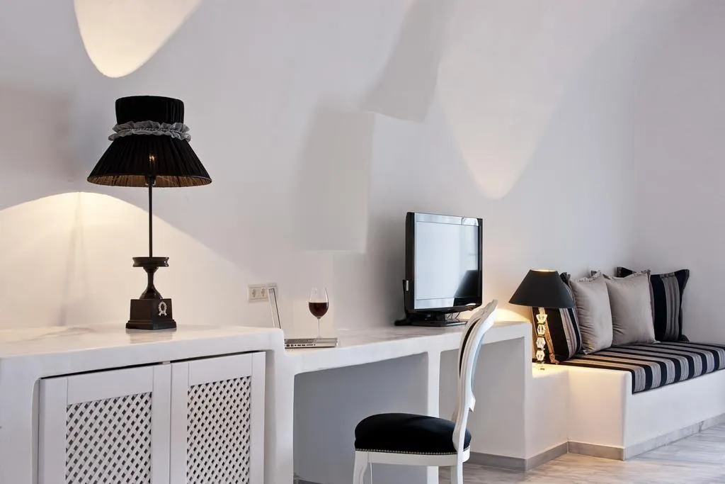 SUITE STANDARD Room, Asteras villas, Santorini