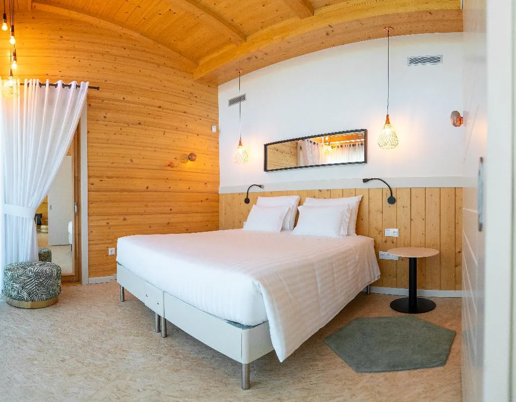 BUNGALOW STANDARD Room, Rinoterra Minho, Porto