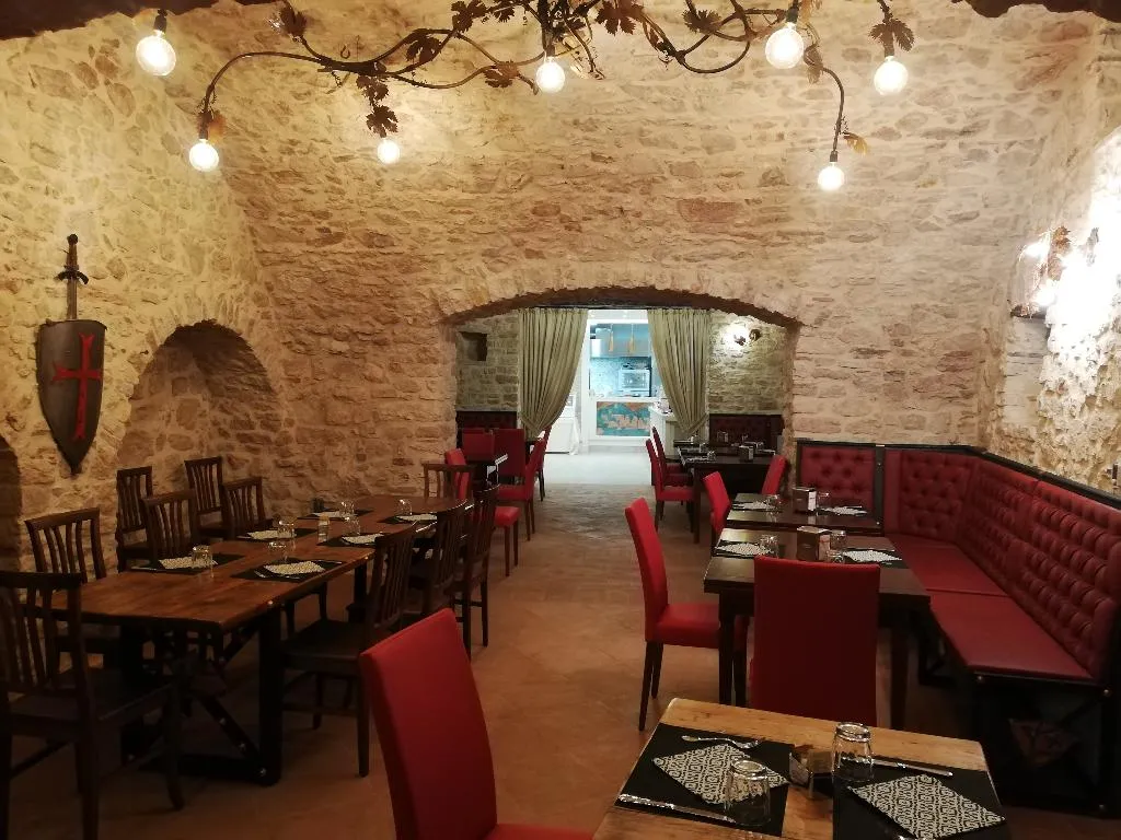 Restaurant, Torre Del Nera Albergo Diffuso & Spa, Perugia