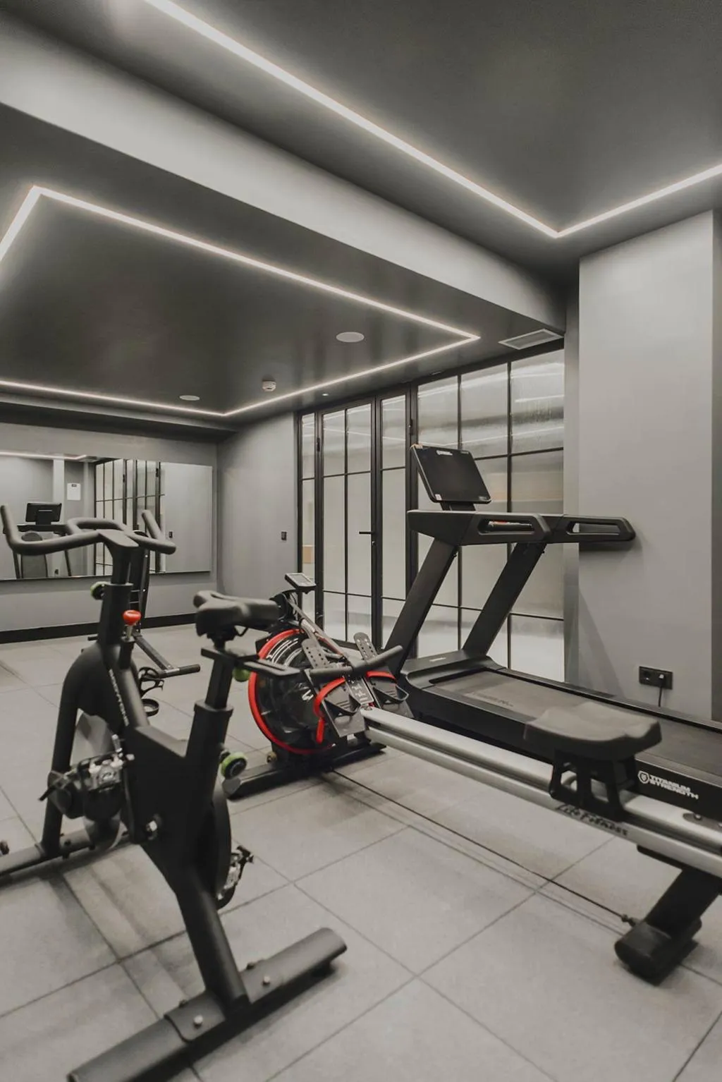 Sports and Entertainment, Dimar Atiram Hotel, Valencia