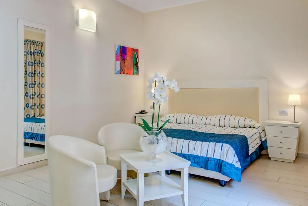 DOUBLE STANDARD Room, Ariston and Palazzo Santa Caterina, Taormina