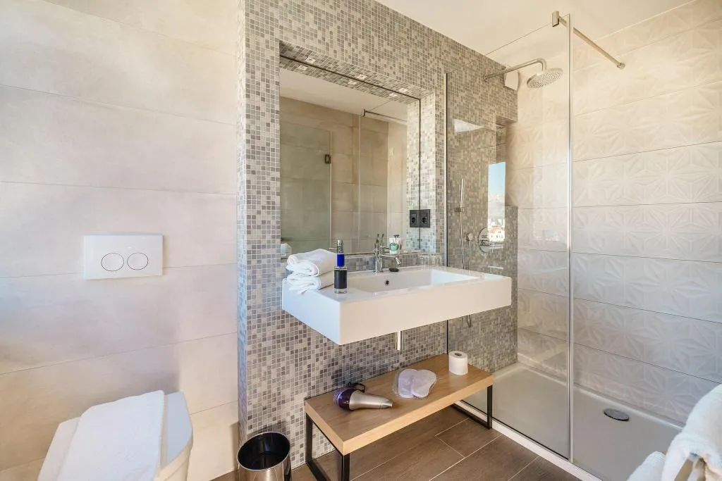 TWIN DELUXE Room, The View Luxury Rooms, Split