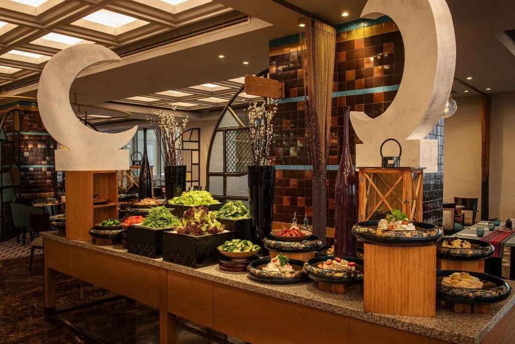 Restaurant, Sheraton Dubai Mall of the Emirates Hotel, Dubai