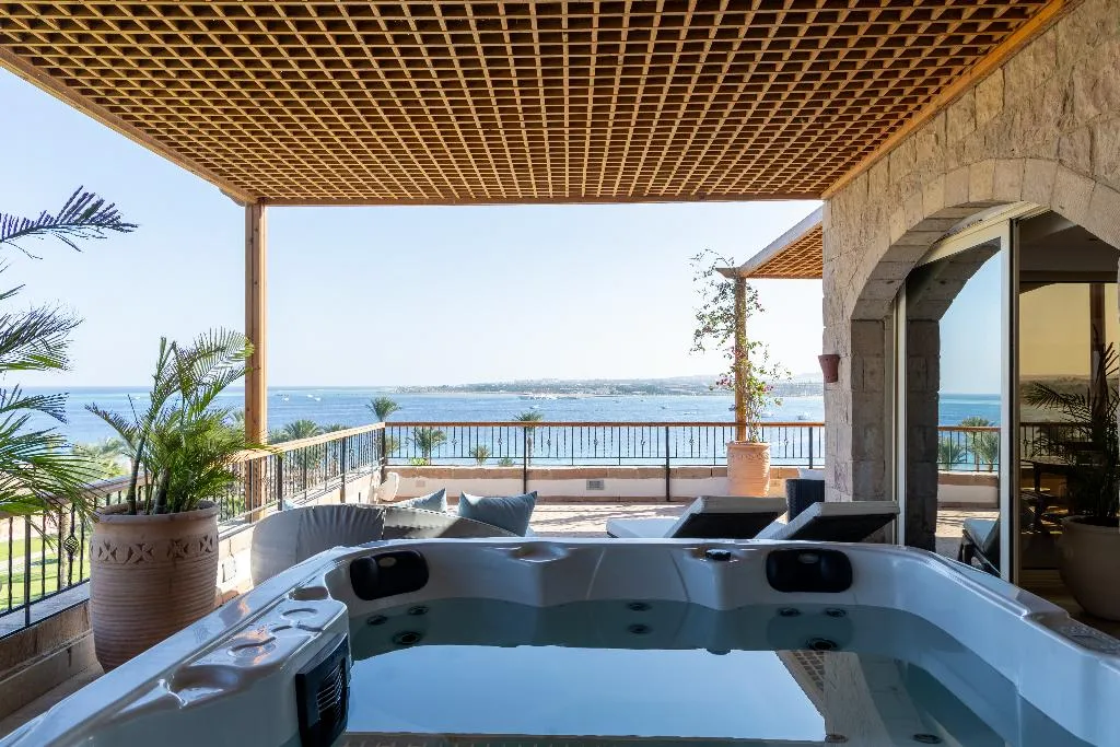 APARTMENT CAPACITY 6 Room, Fort Arabesque Resort, Spa and Villas, Red Sea Riviera