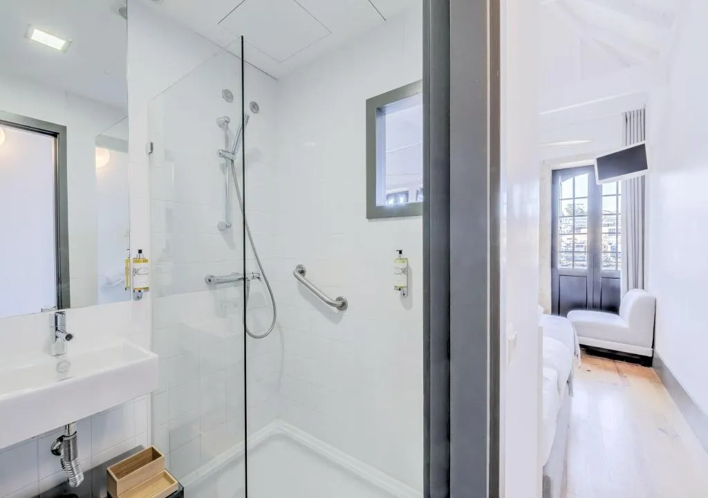 DOUBLE PREMIUM Room, Homey River Suites, Porto