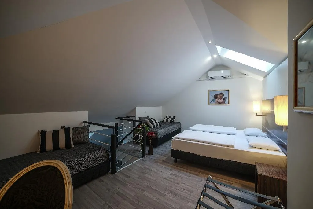 DOUBLE SUPERIOR Room, Assenzio Prague, Prague