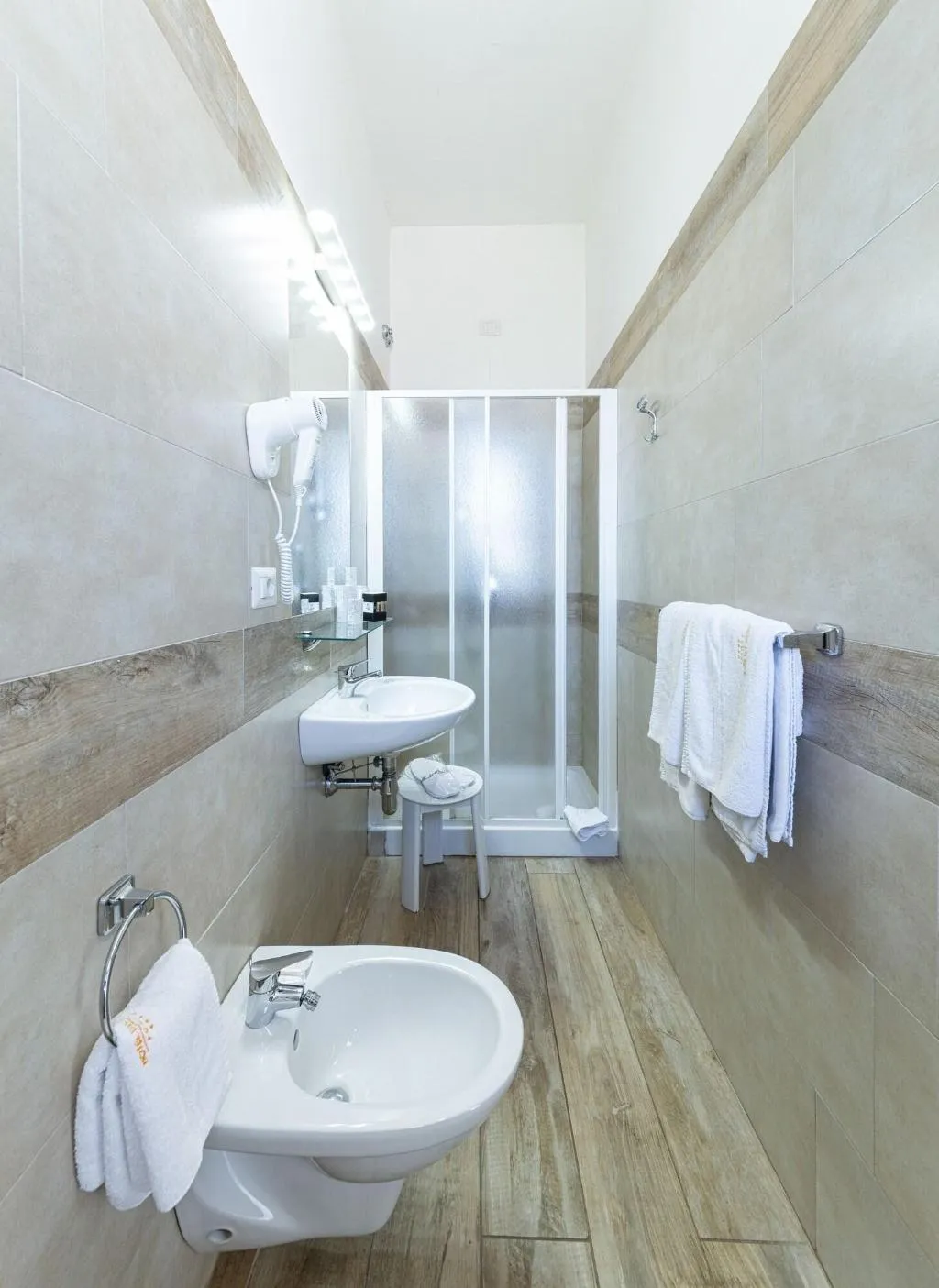 Room, Hotel Del Sole, Naples