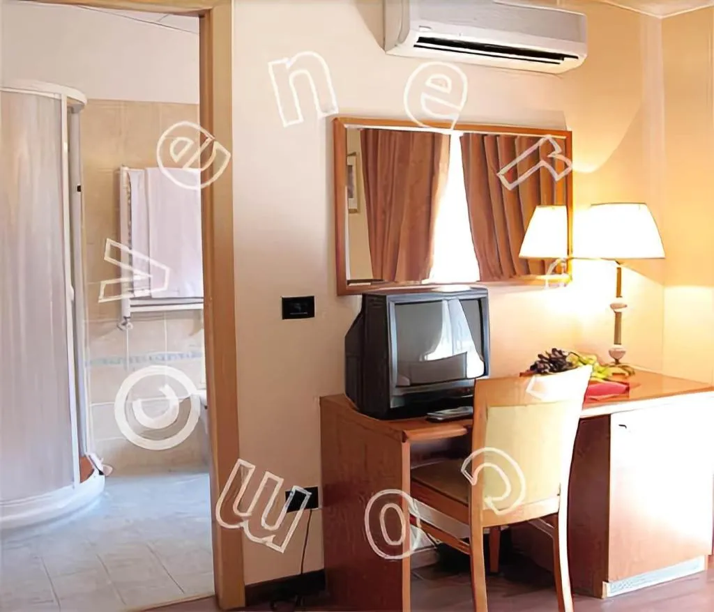Room, Hotel Ducale, Naples