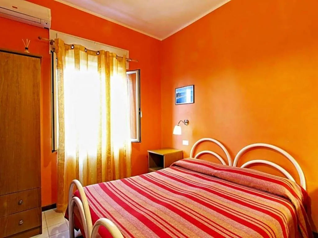 Room, Inn Piero, Taormina
