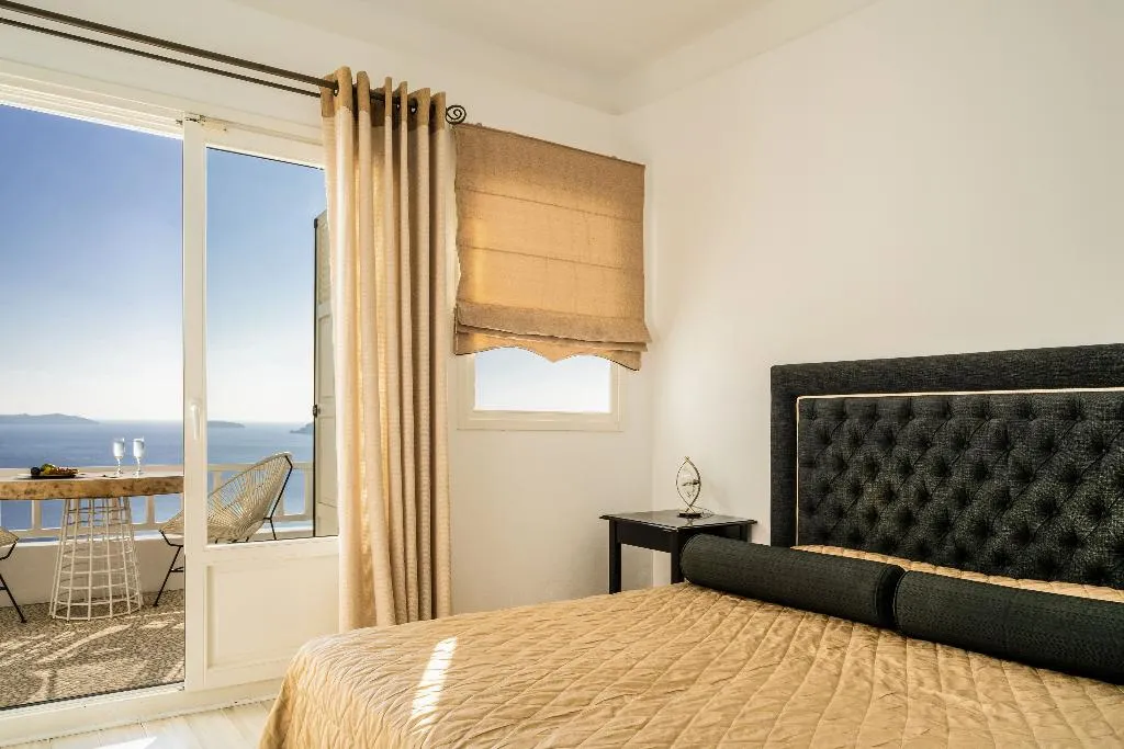 Double or Twin EXECUTIVE Room, Delfini Villas, Santorini