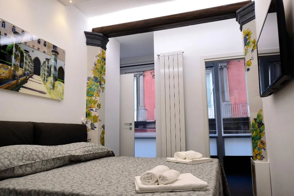 Room, The Boutique Napoli Suite, Naples